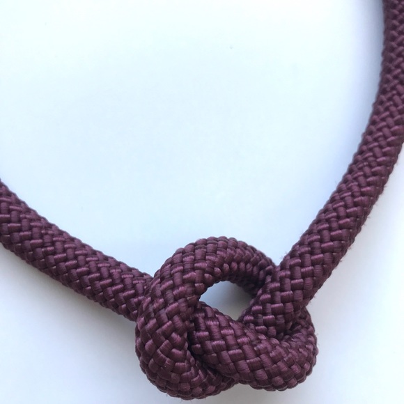 Burgundy rope necklace - multiple ways to wear it - Picture 7 of 10